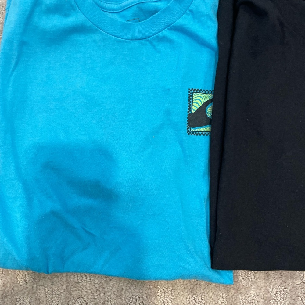 Assorted Boys Tees size XL get both for $9 - Picture 4 of 6